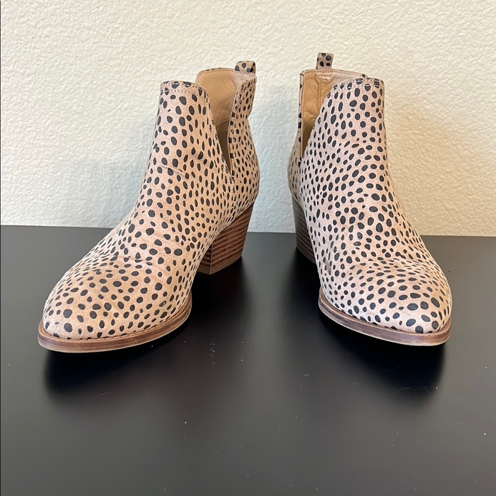 Chinese Laundry Leopard Print Ankle Boots